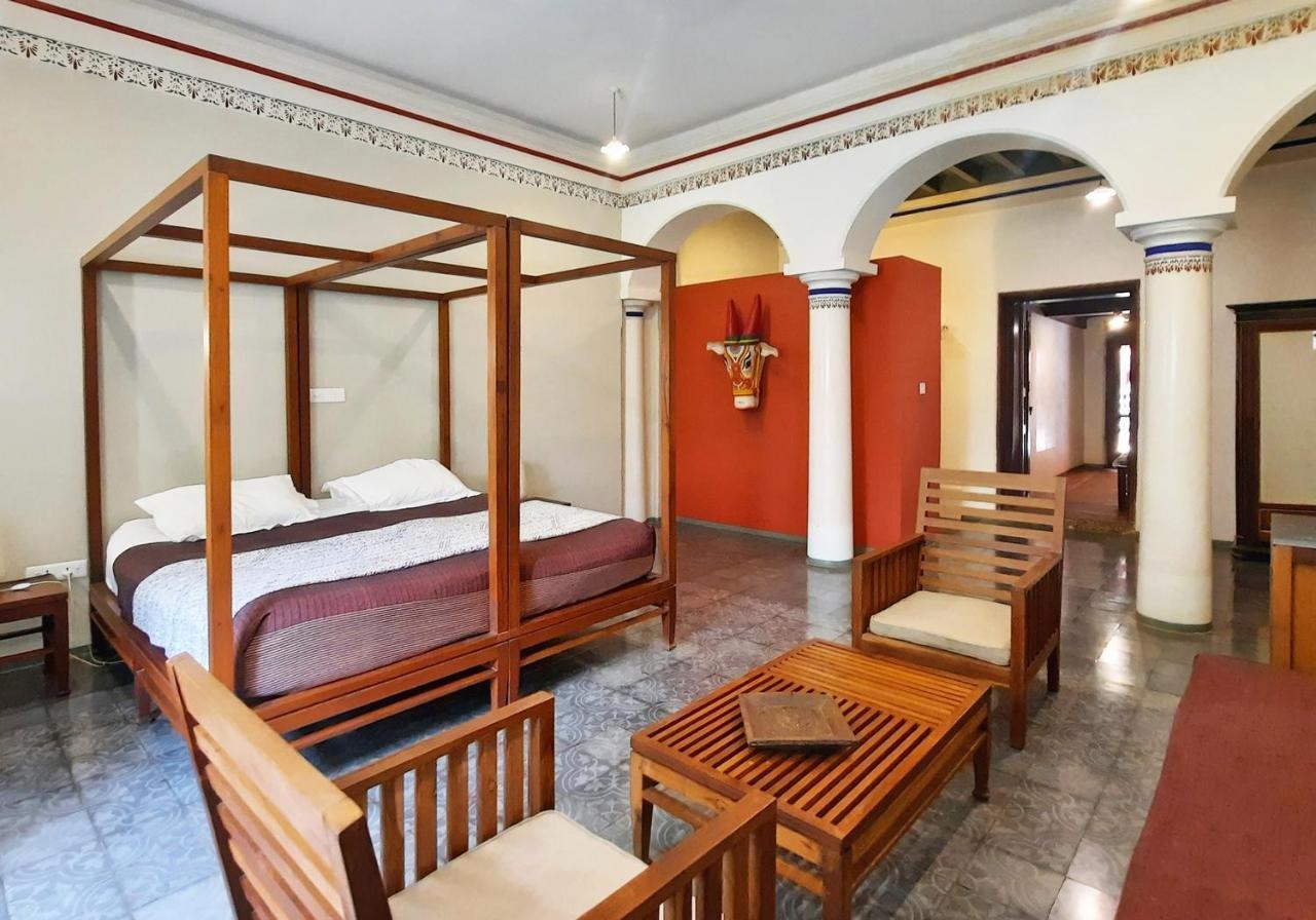 Saratha Vilas Chettinad Kānādukāttān Buitenkant foto