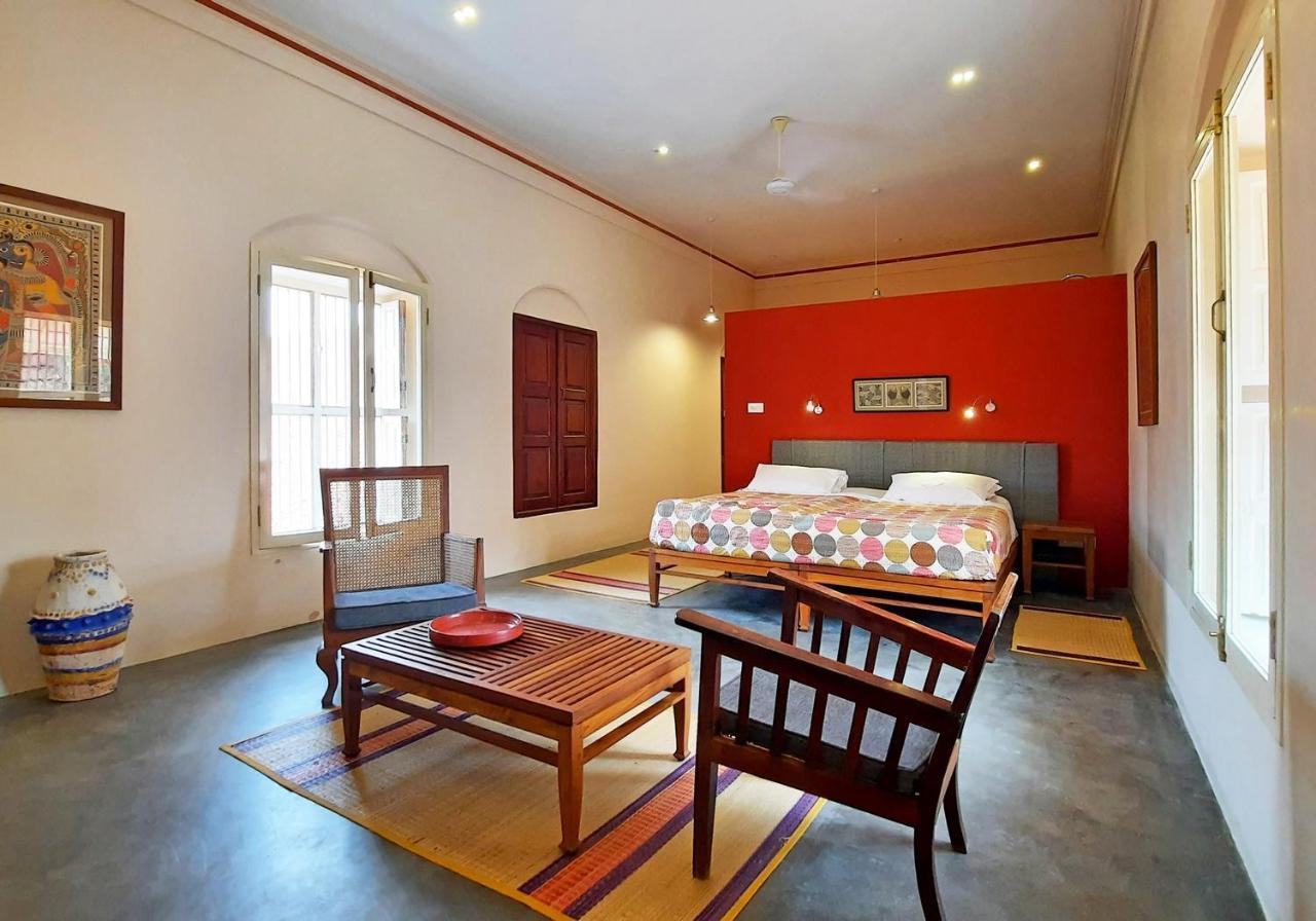 Saratha Vilas Chettinad Kānādukāttān Buitenkant foto