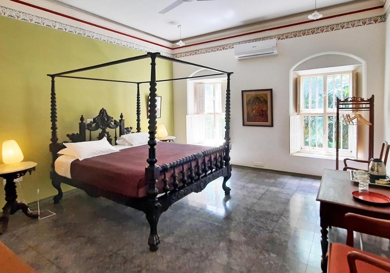 Saratha Vilas Chettinad Kānādukāttān Buitenkant foto