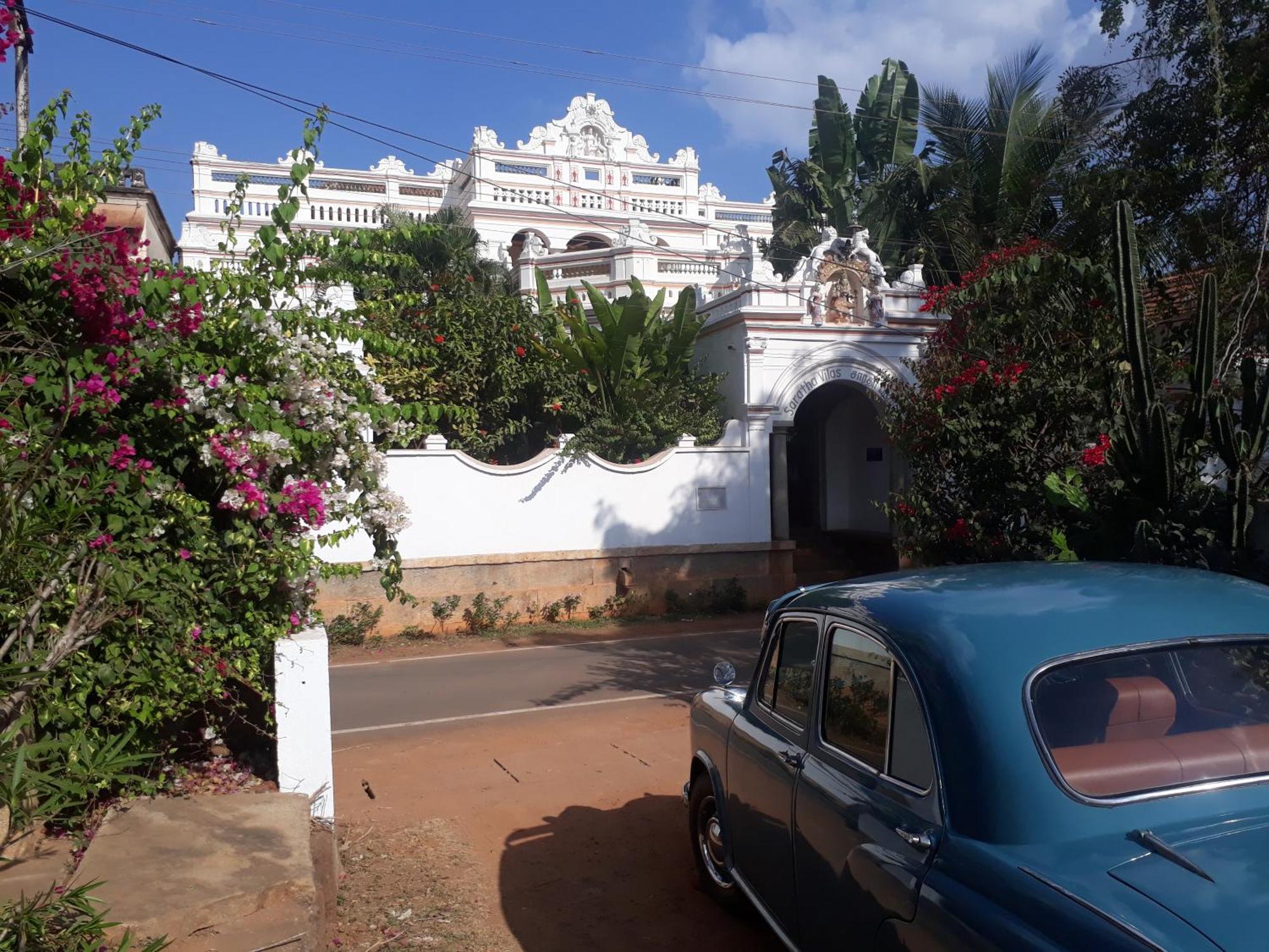 Saratha Vilas Chettinad Kānādukāttān Buitenkant foto