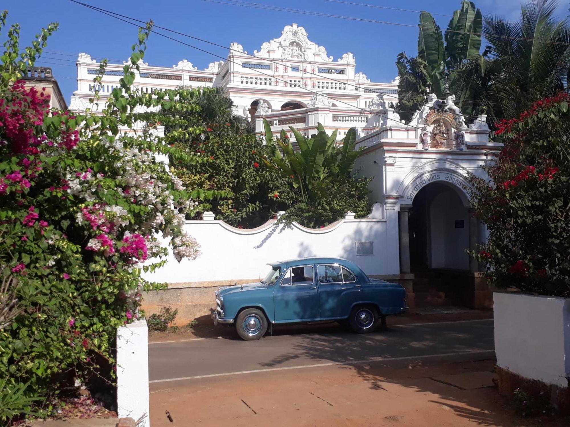 Saratha Vilas Chettinad Kānādukāttān Buitenkant foto